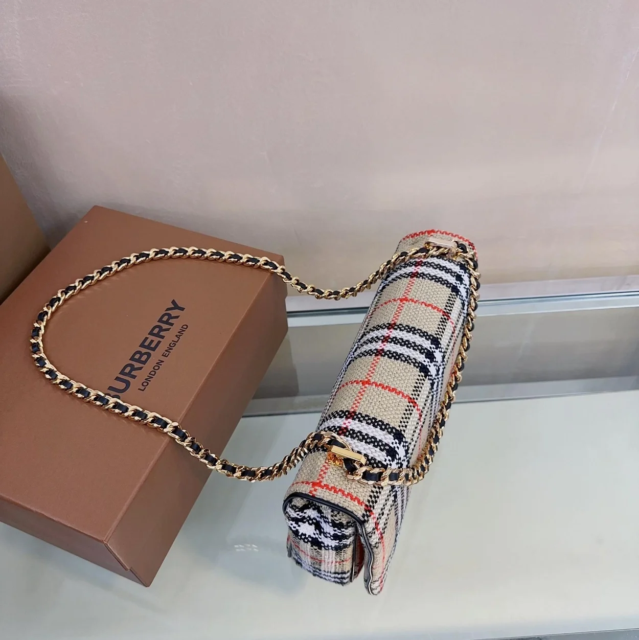 버버리 롤라 체크 미니 크로스백