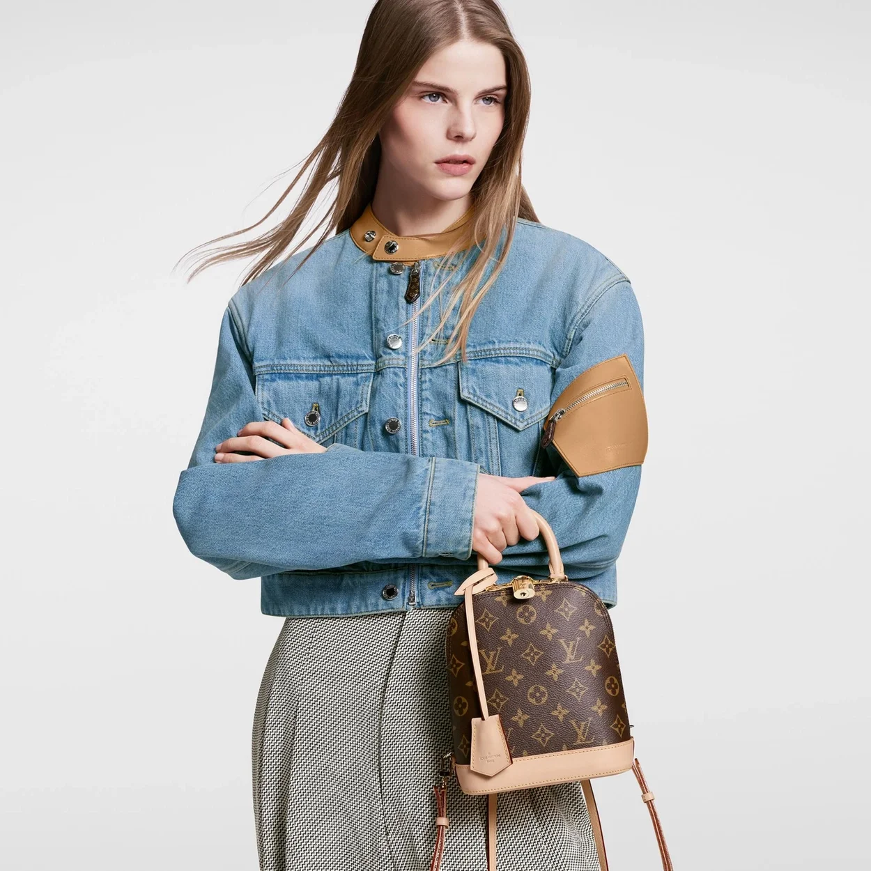 루이비통 알마 백팩 M47132