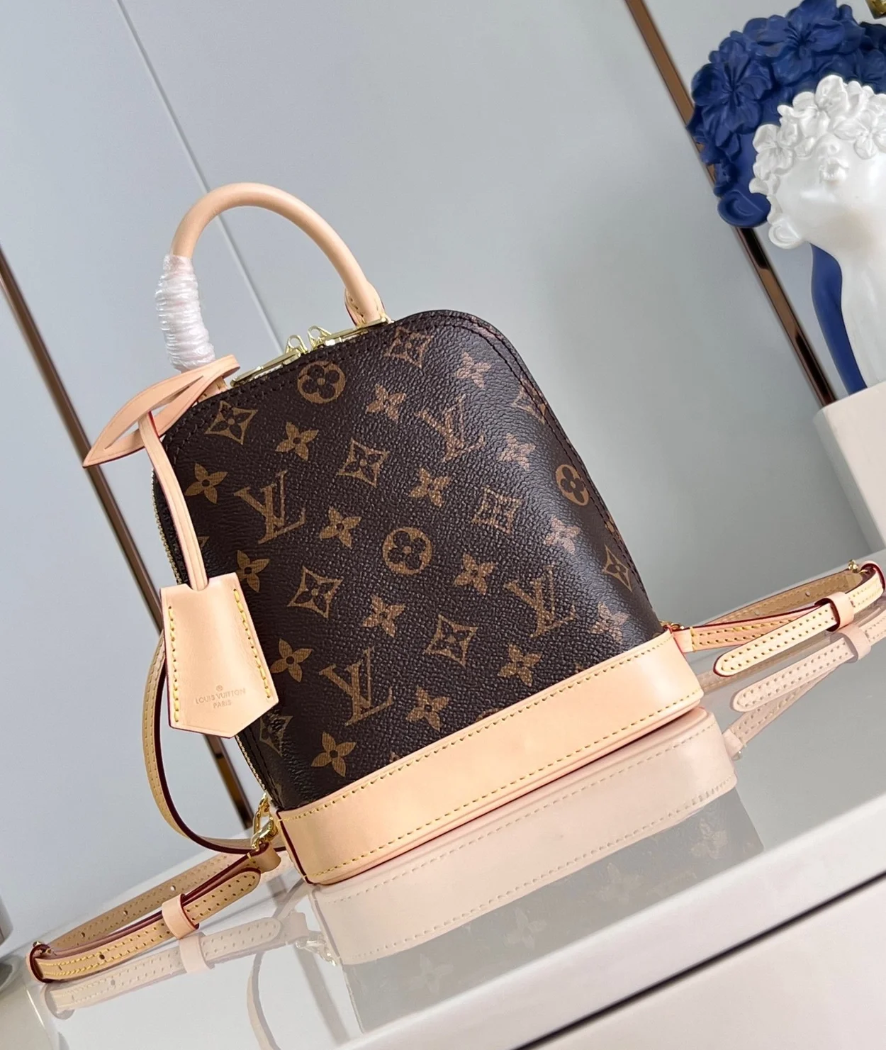 루이비통 알마 백팩 M47132