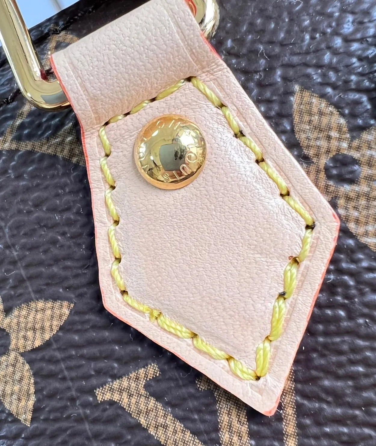 루이비통 알마 백팩 M47132