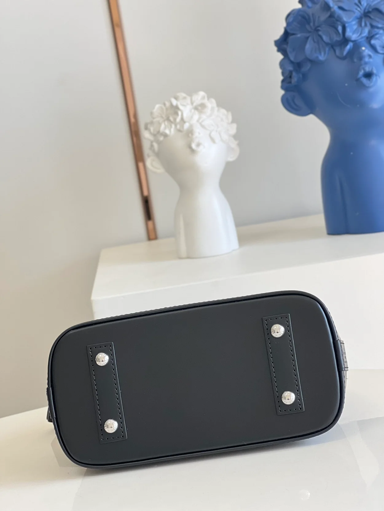 루이비통 알마 BB 에피블랙 M59217