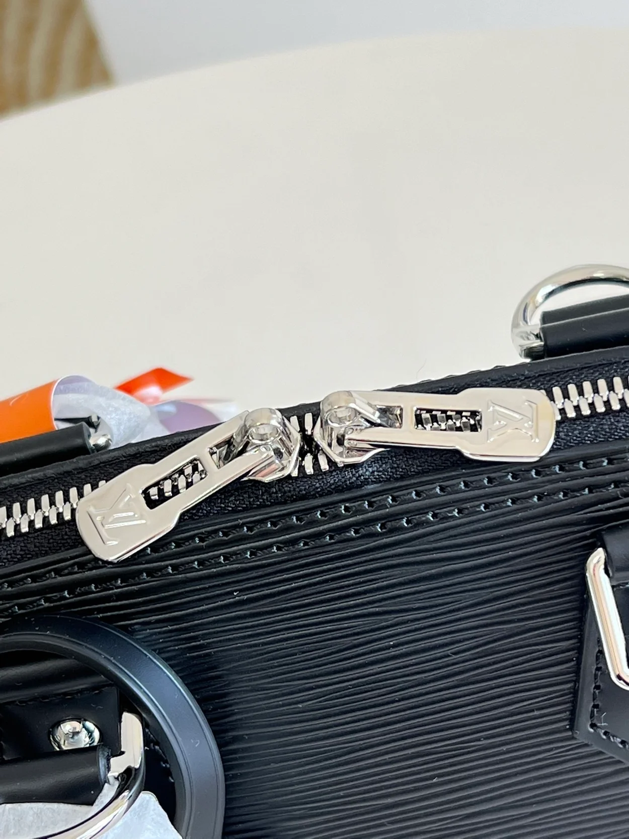 루이비통 알마 BB 에피블랙 M59217