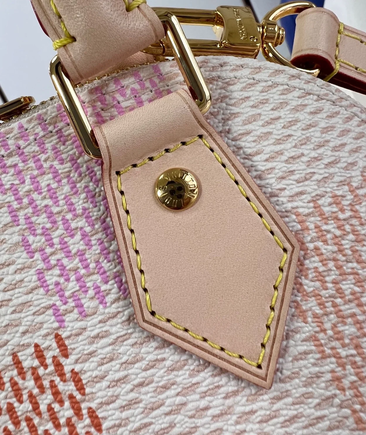 루이비통 알마 BB N40516