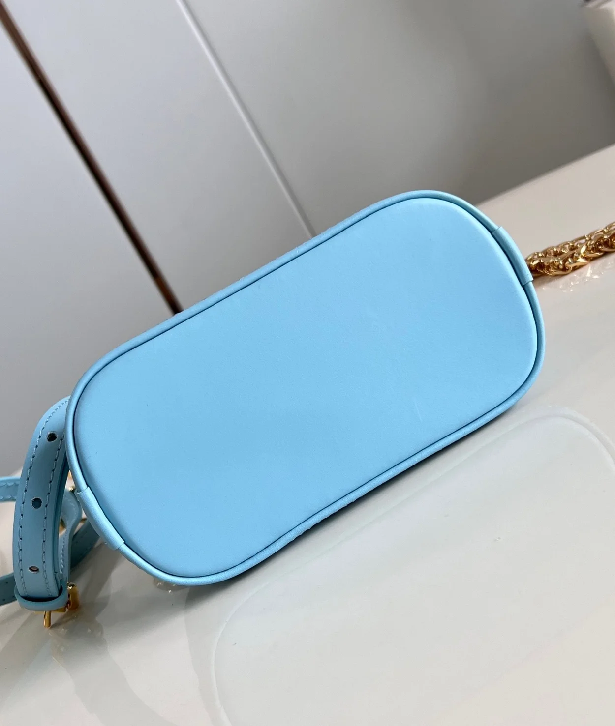 루이비통 나노 알마 M83049