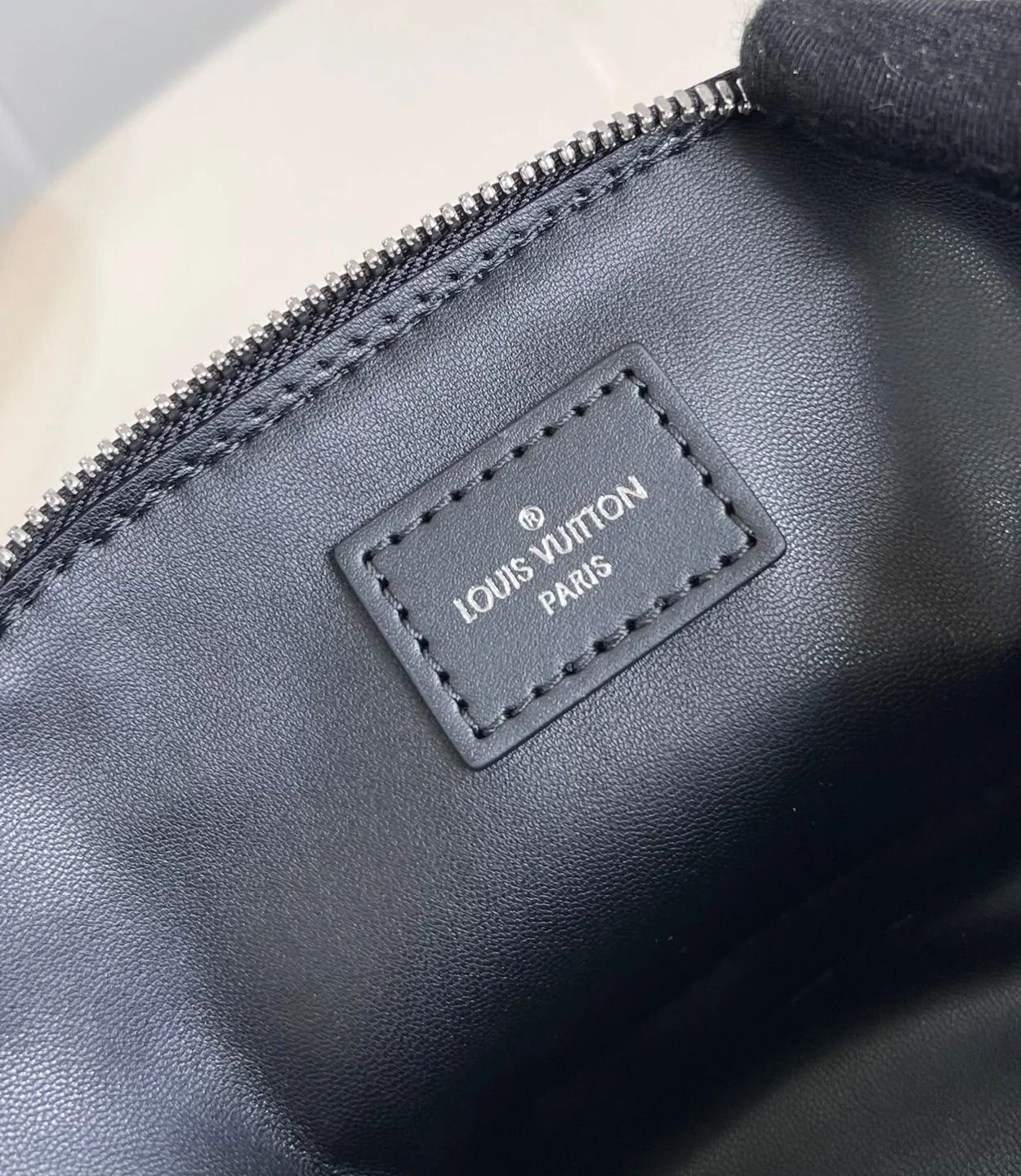 루이비통 나노 알마 M83019