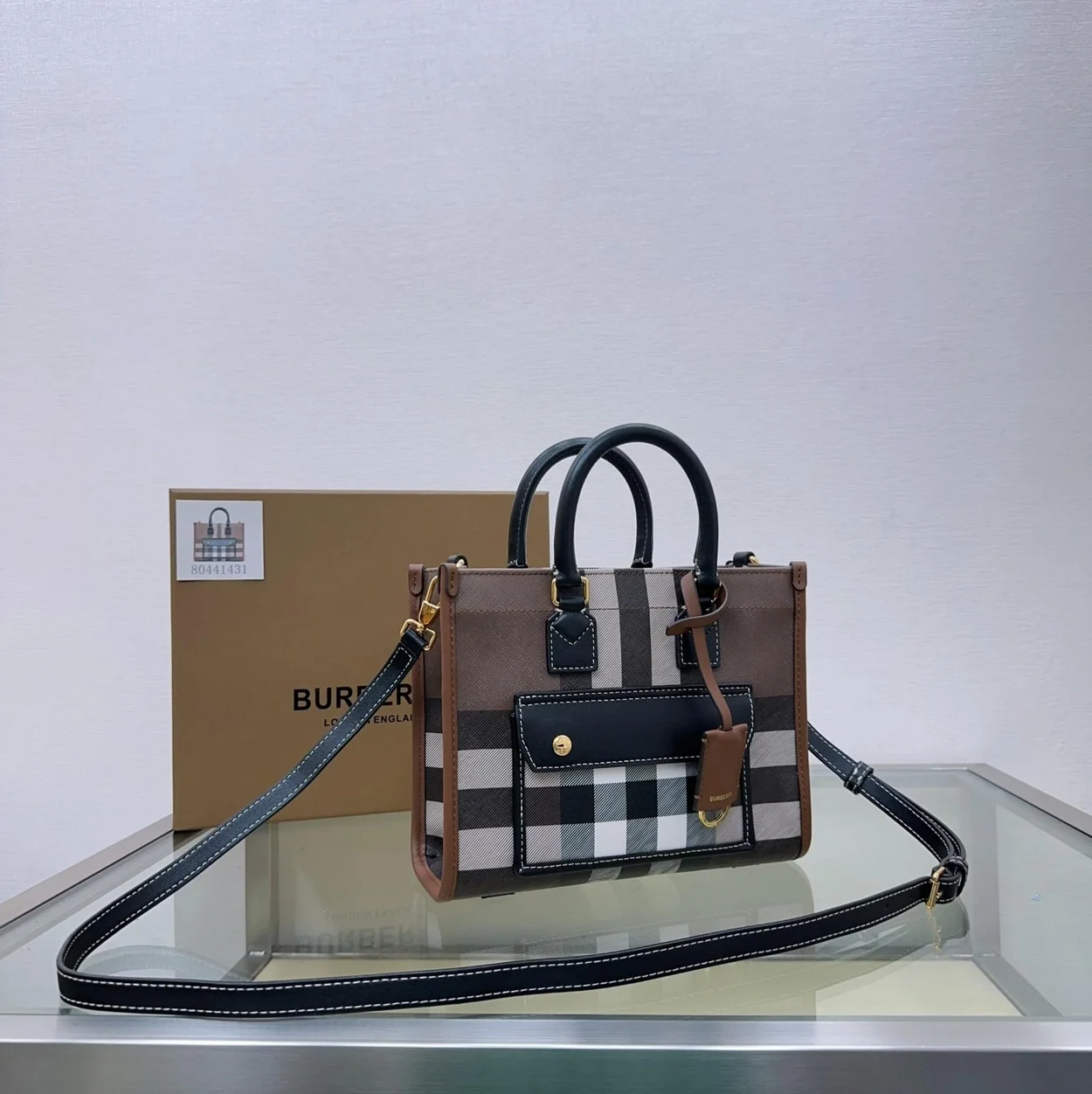 버버리 프레야 체크 미니 토트백