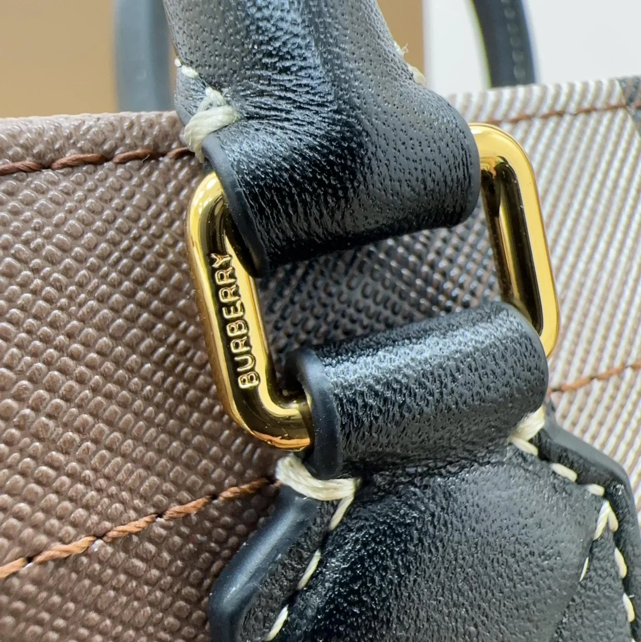 버버리 프레야 체크 미니 토트백