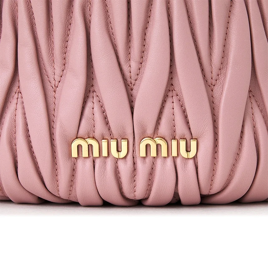 미우미우 마테라쎄 나파 가죽 버킷백 핑크