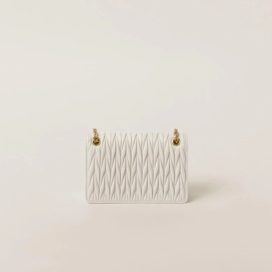 미우미우 마테라쎄 나파 가죽 미니백 화이트