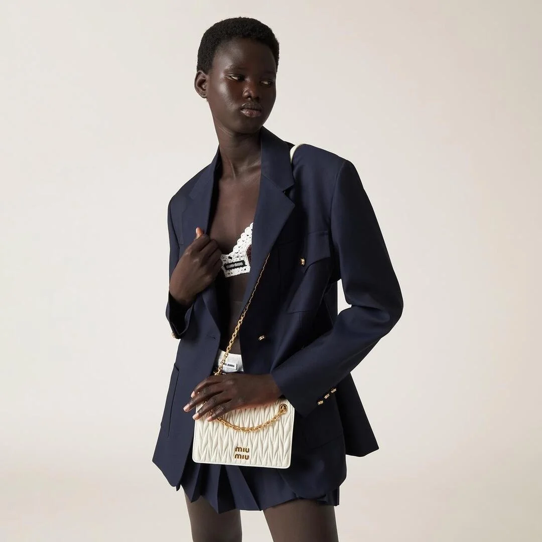 미우미우 마테라쎄 나파 가죽 미니백 화이트