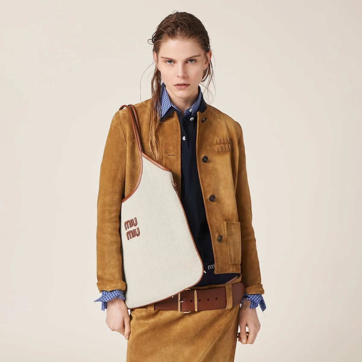 미우미우 아이비 캔버스백 베이지