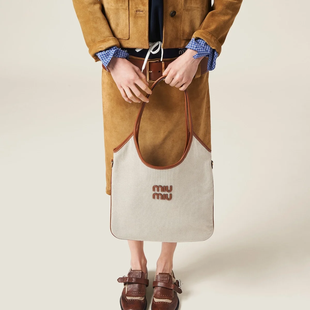 미우미우 아이비 캔버스백 베이지