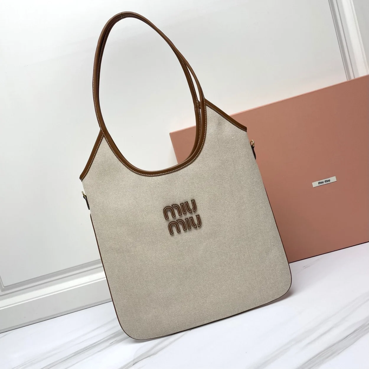 미우미우 아이비 캔버스백 베이지