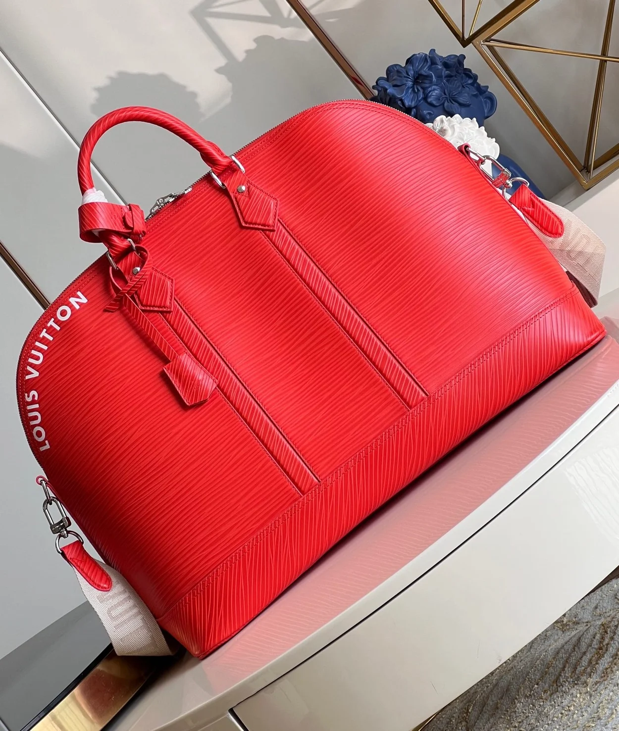 루이비통 알마 트래블 백 GM M23717