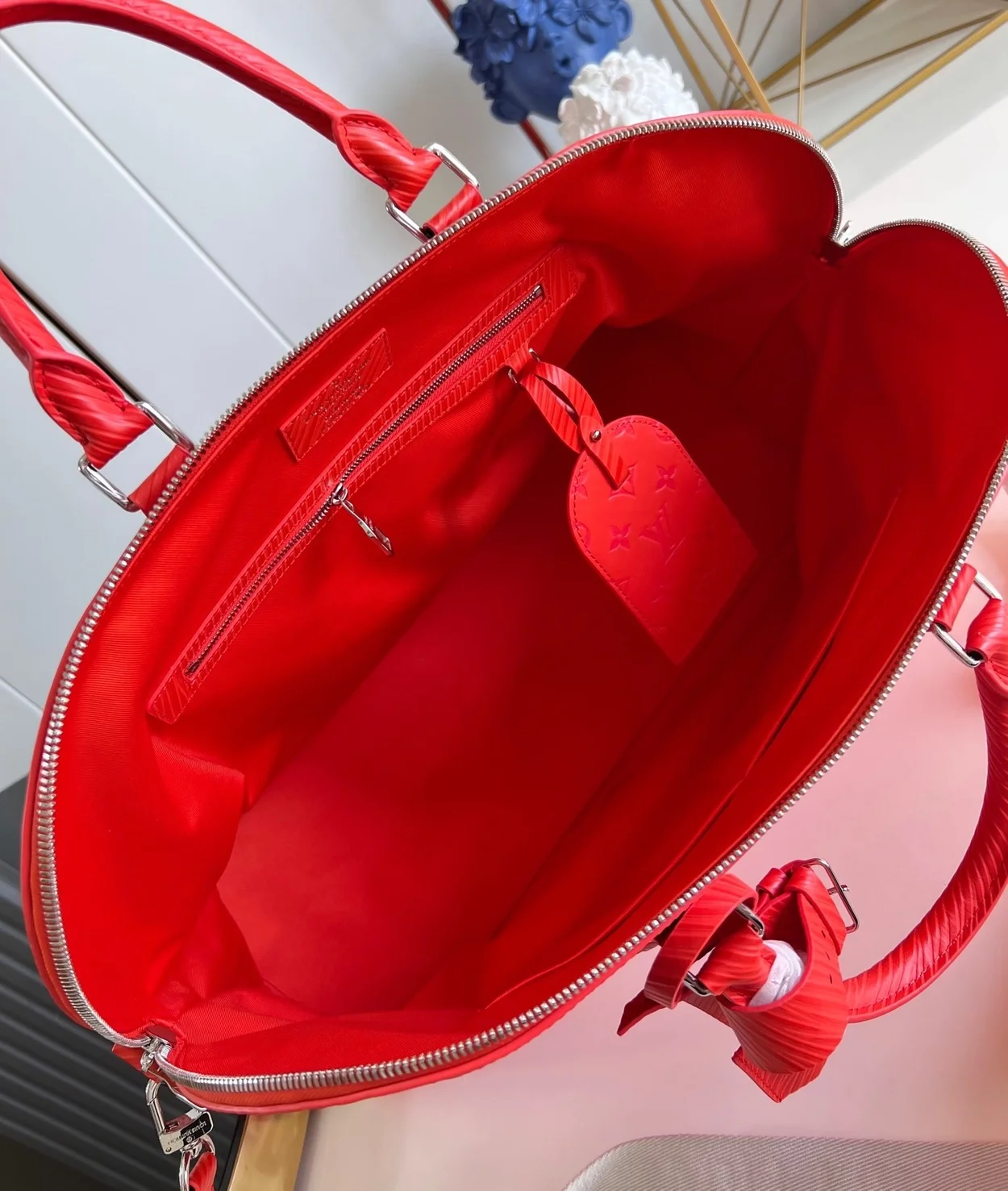 루이비통 알마 트래블 백 GM M23717