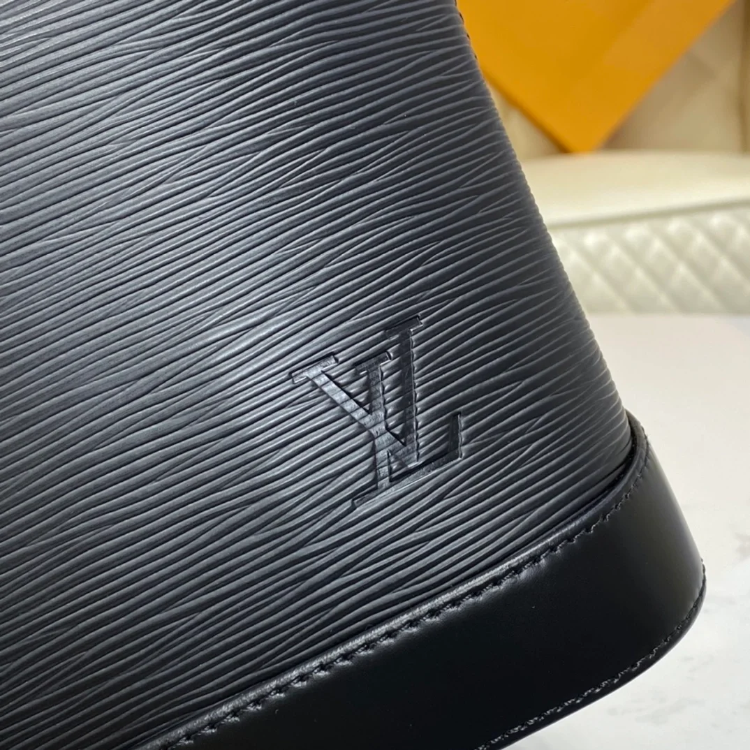 루이비통 알마 PM 모노그램 M40302