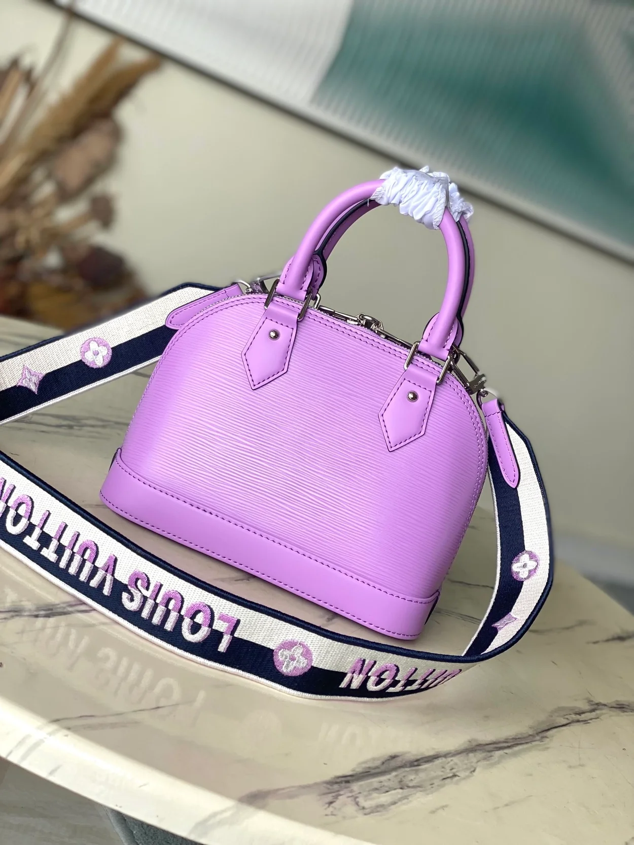 루이비통 알마 BB 에피 핸드백 M22642