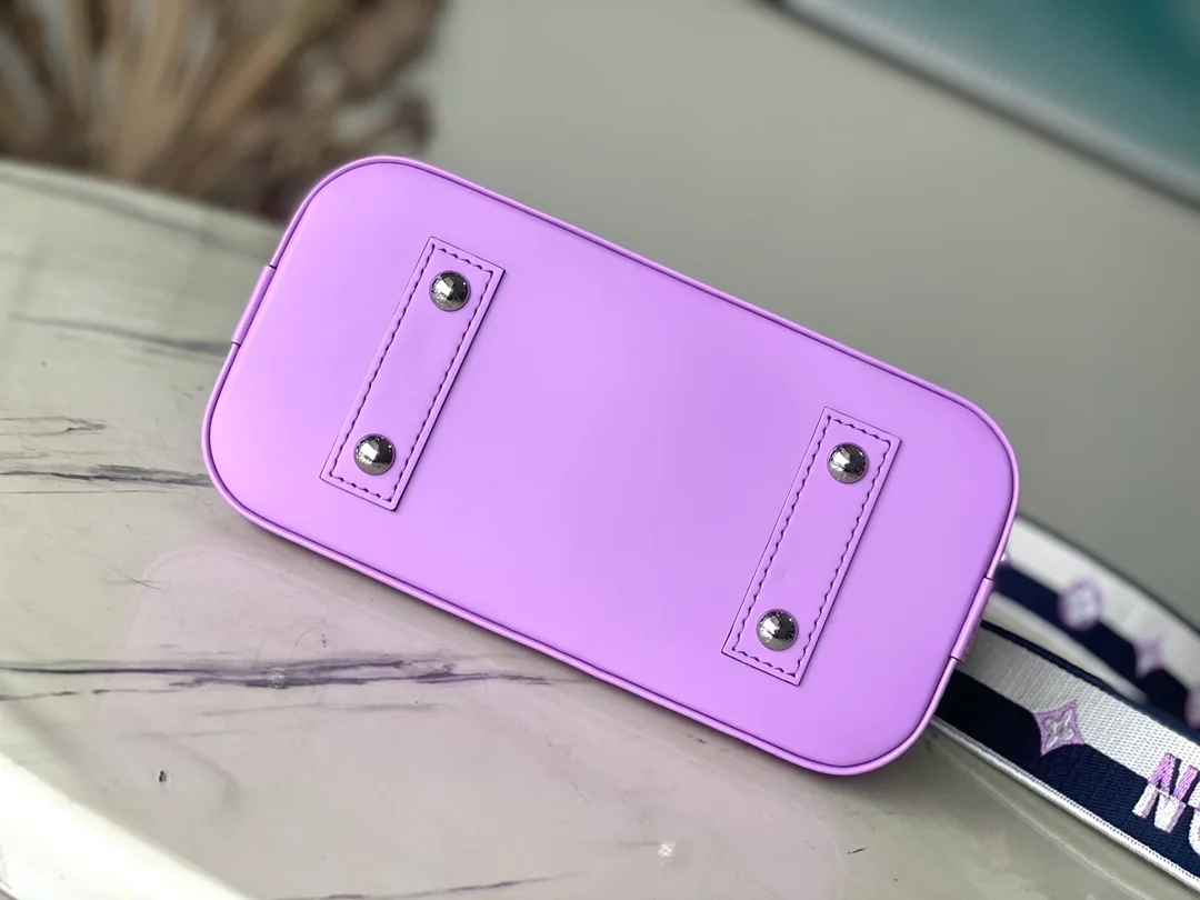 루이비통 알마 BB 에피 핸드백 M22642