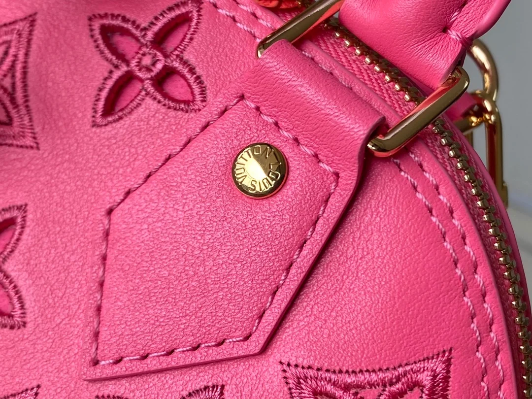 루이비통 알마 BB M22878