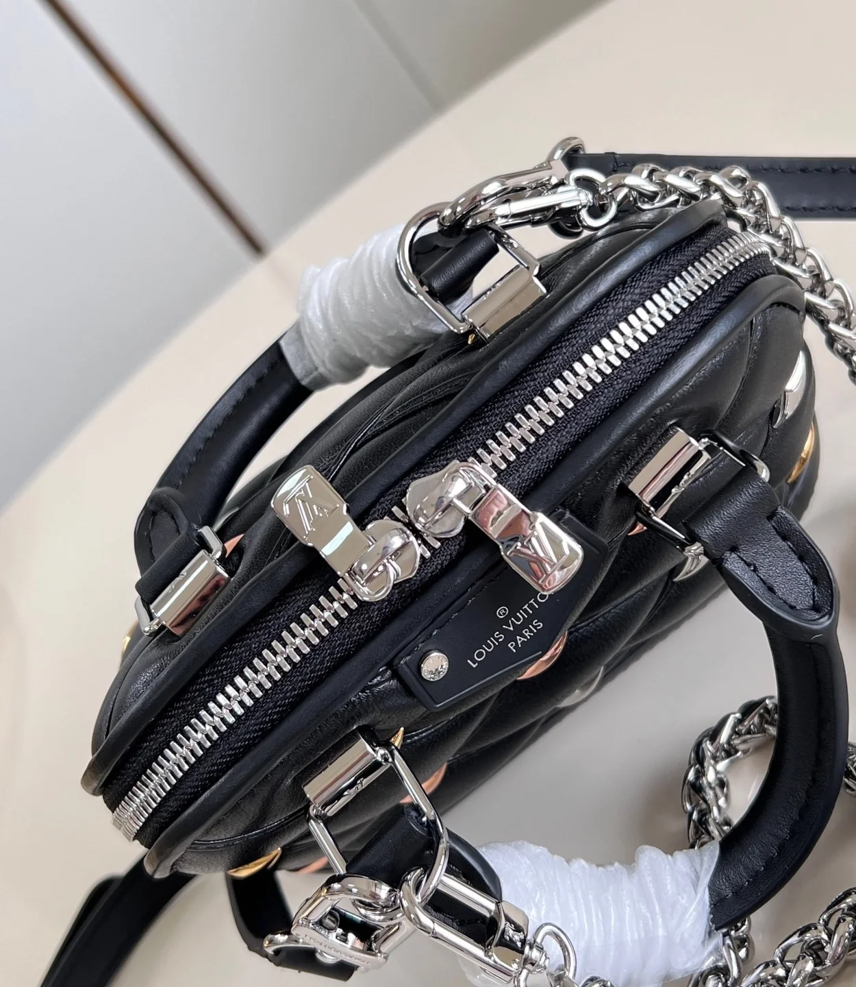 루이비통 나노 알마 M83019