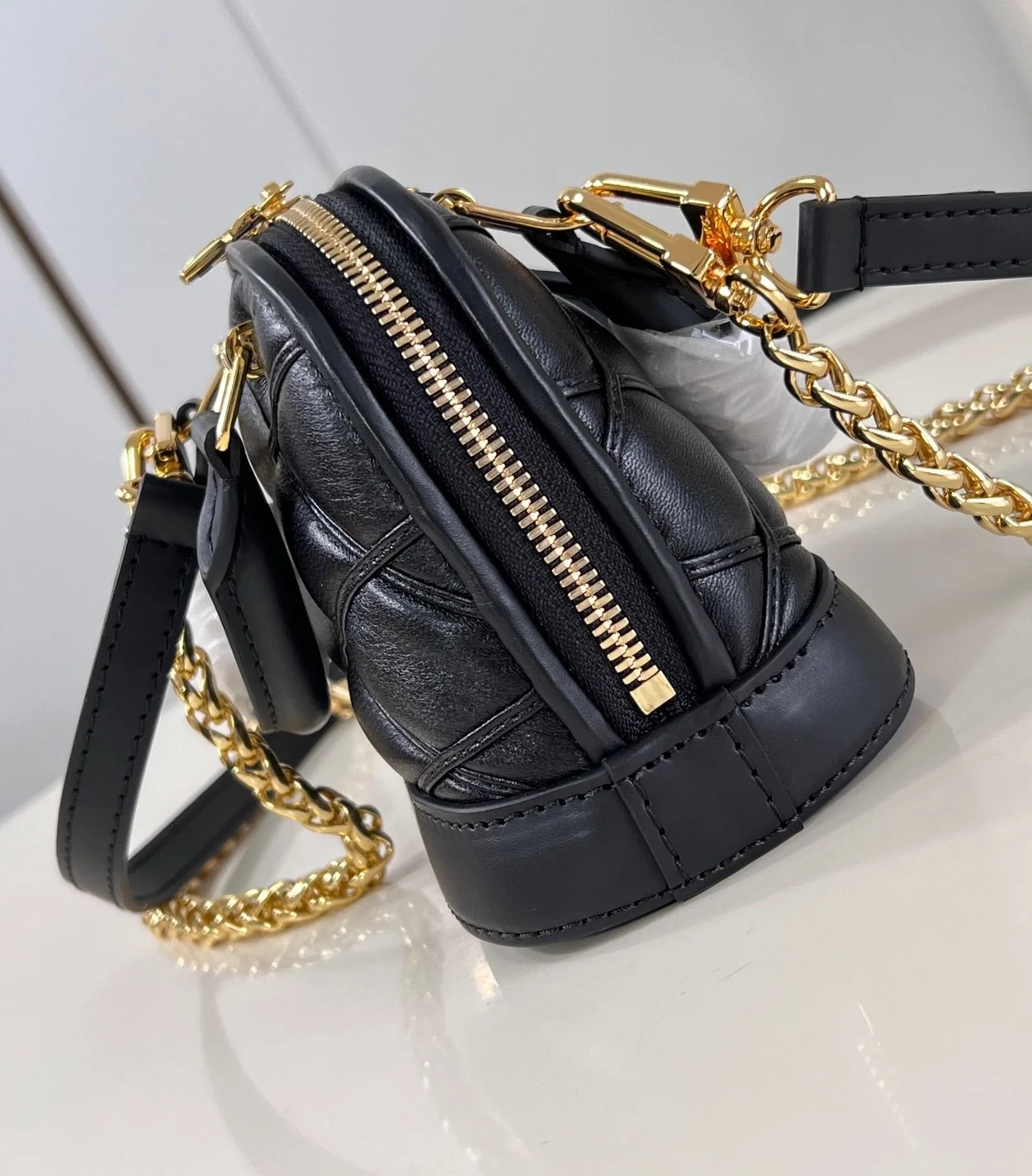 루이비통 나노 알마 말타쥬 M83048