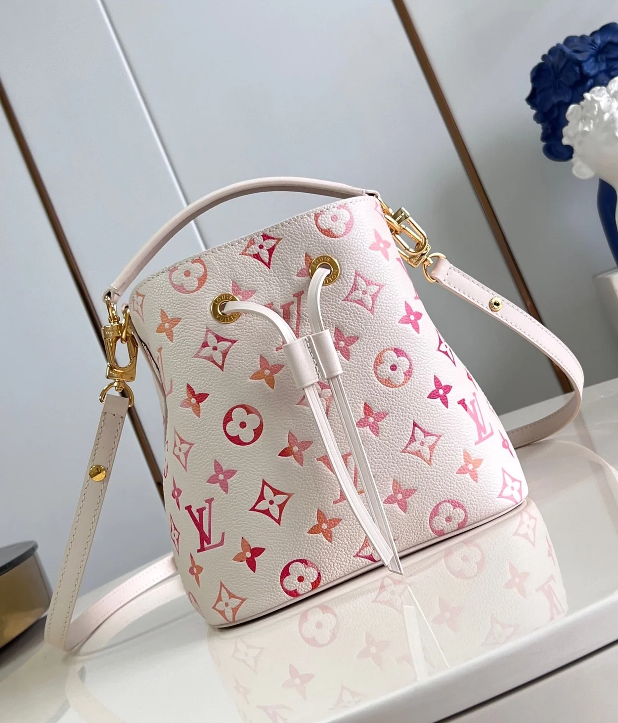 루이비통 네오노에 BB M24649