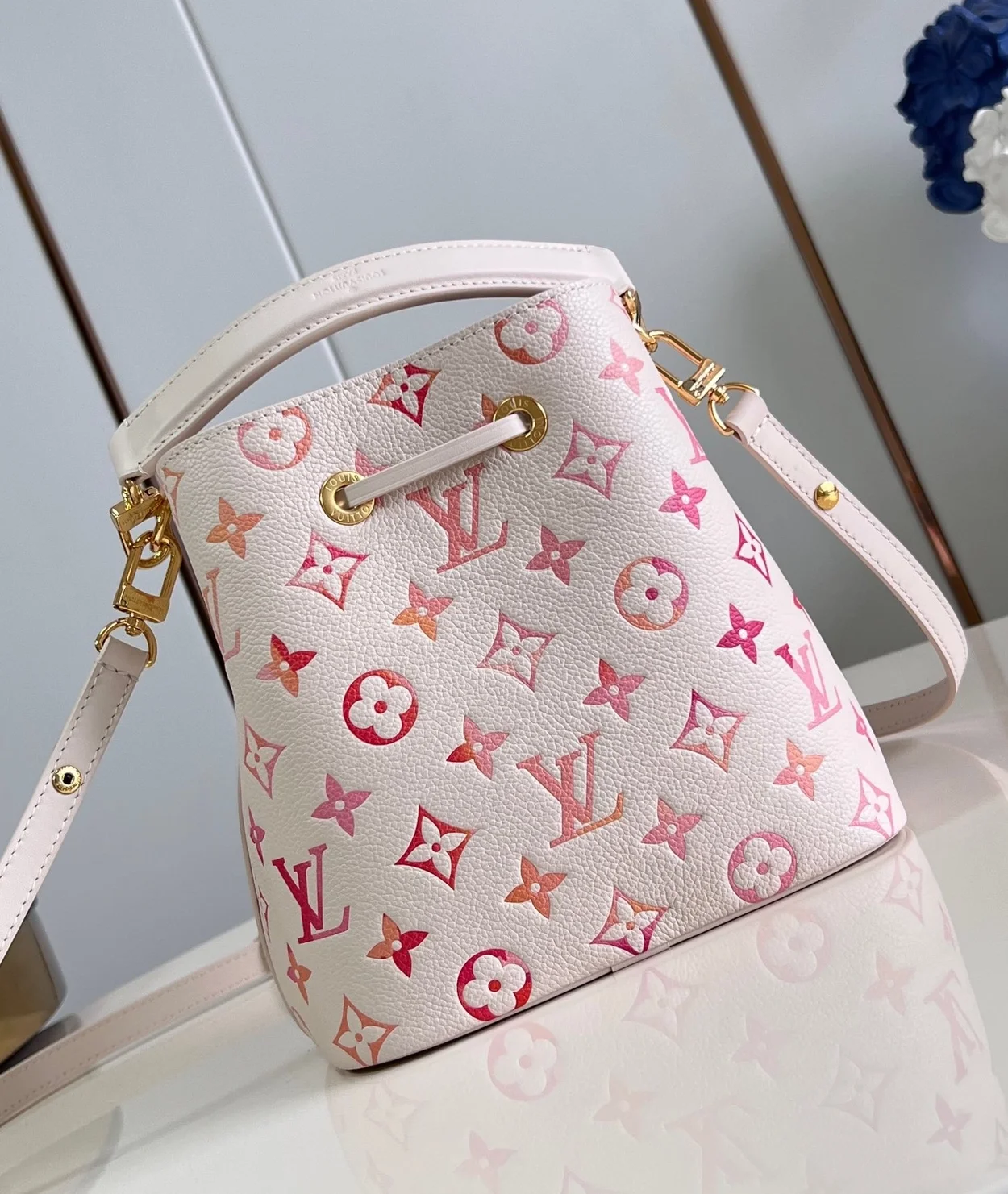 루이비통 네오노에 BB M24649