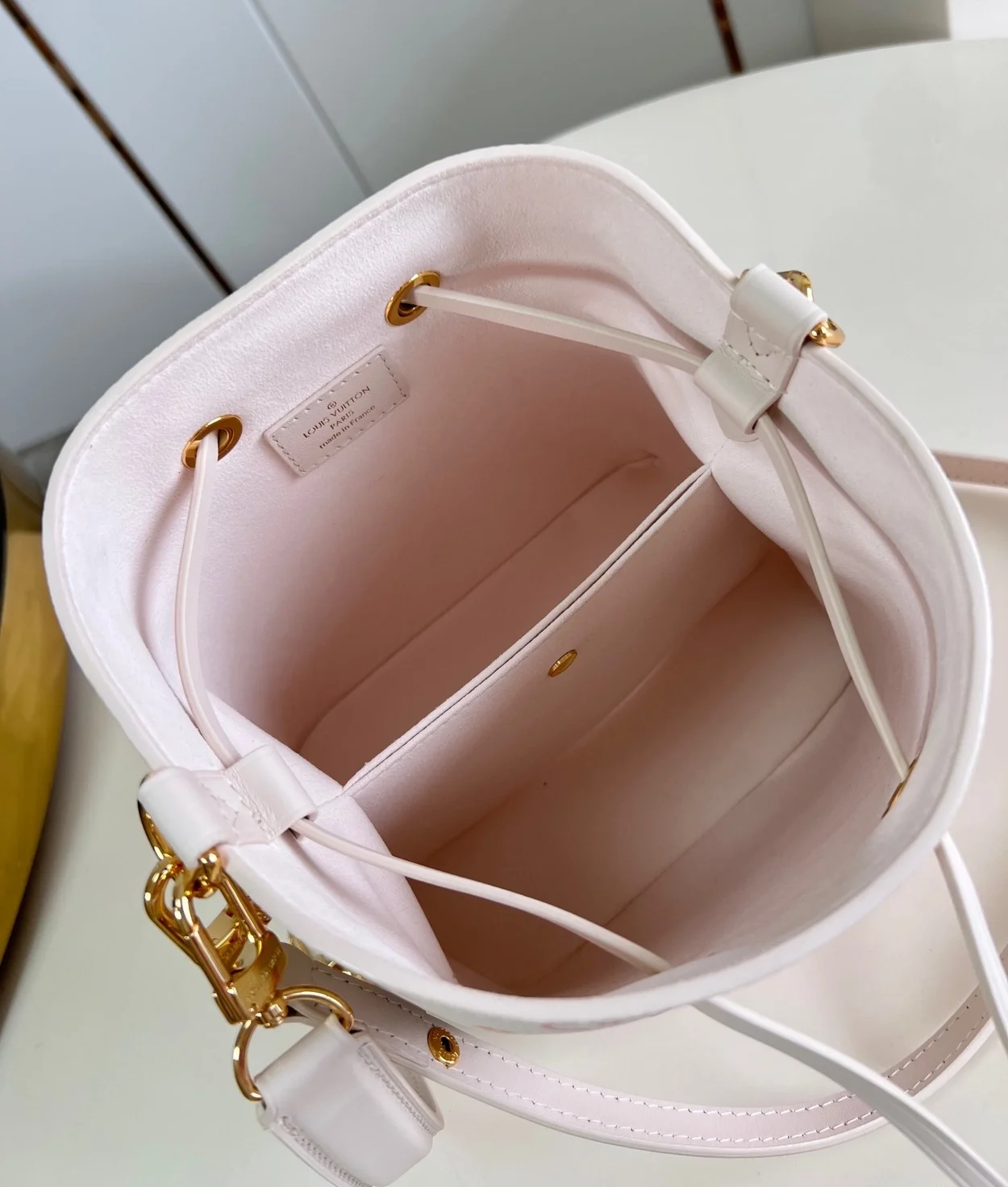 루이비통 네오노에 BB M24649