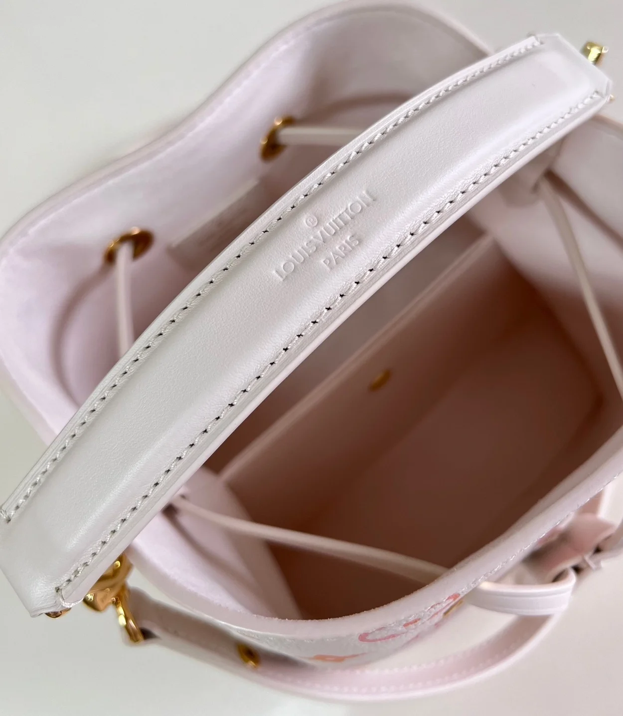 루이비통 네오노에 BB M24649