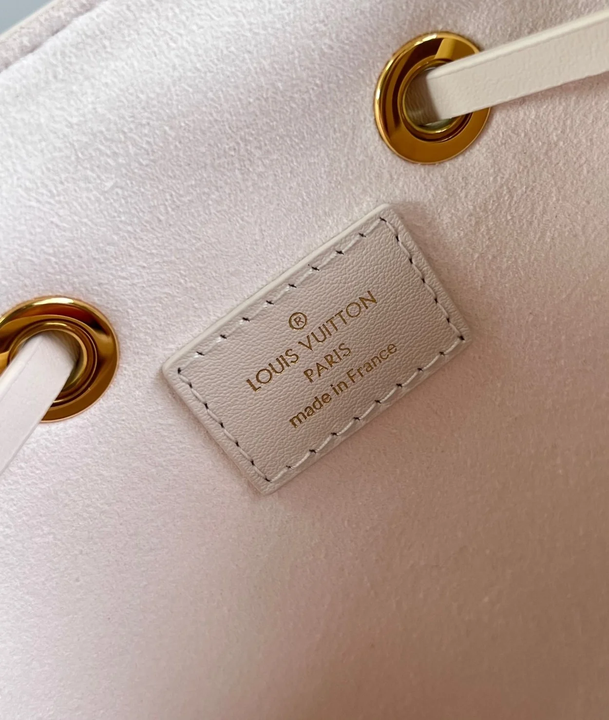 루이비통 네오노에 BB M24649