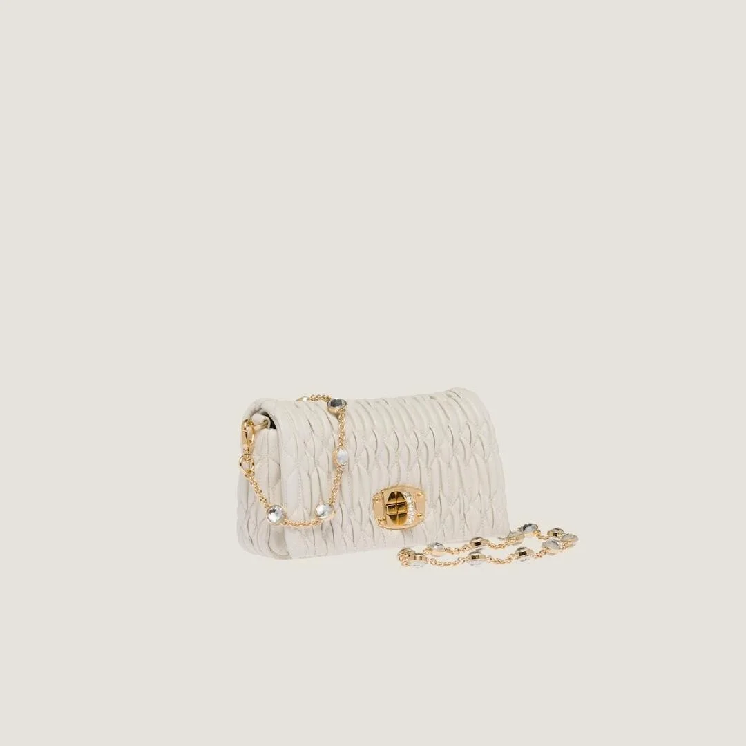 미우미우 마테라쎄 나파 가죽 크리스탈 미니백 화이트