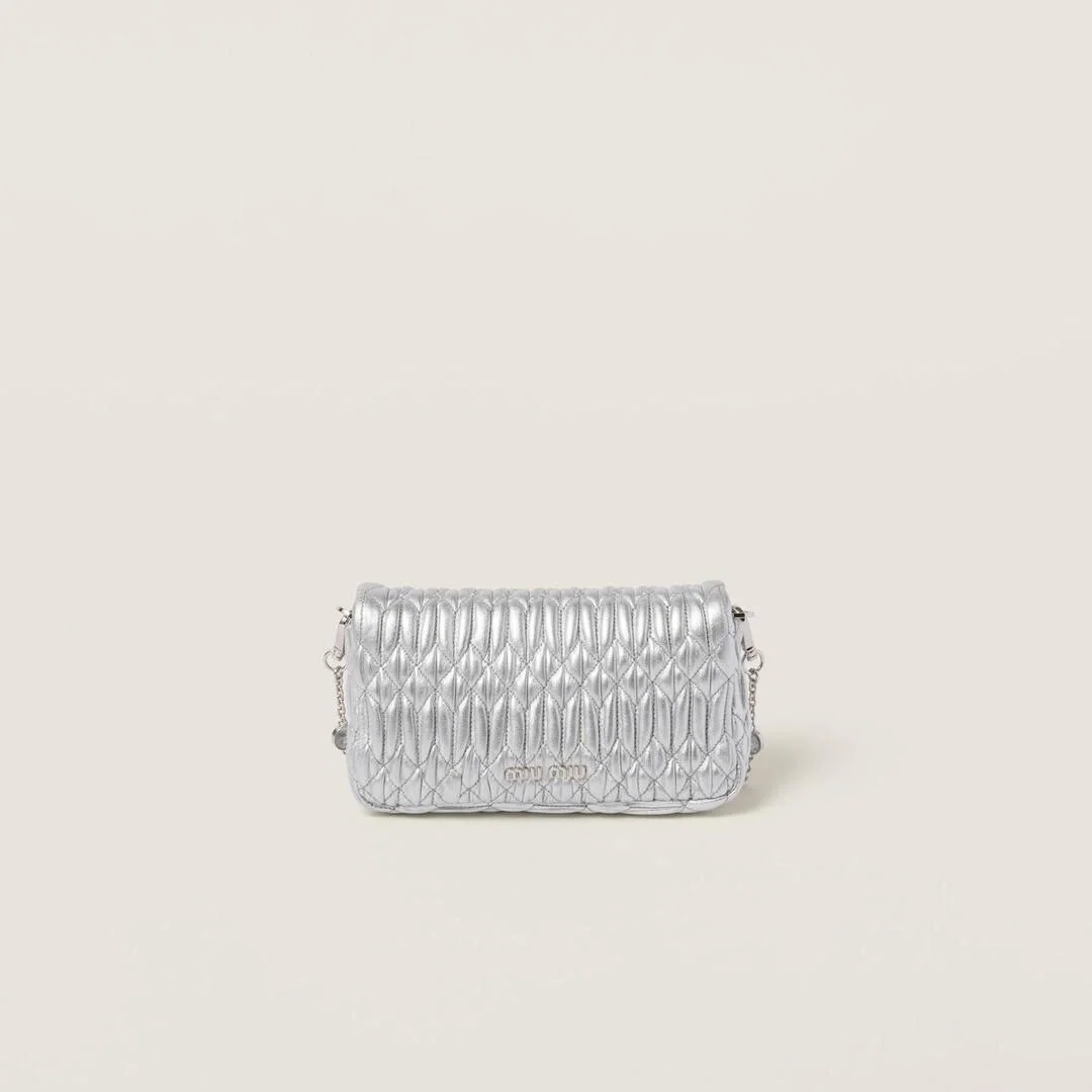 미우미우 마테라쎄 나파 가죽 크리스탈 미니백 실버