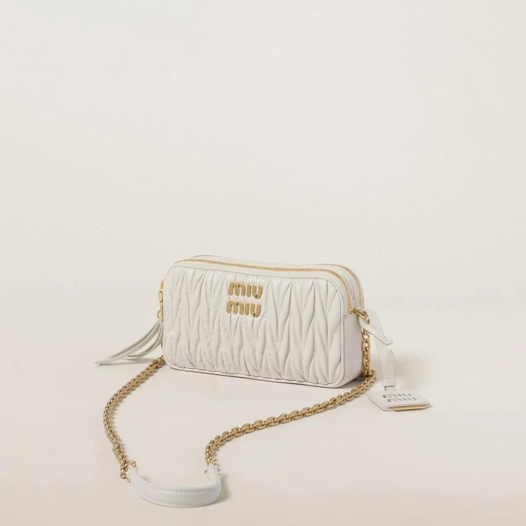 미우미우 마테라쎄 나파 가죽 미니백 화이트