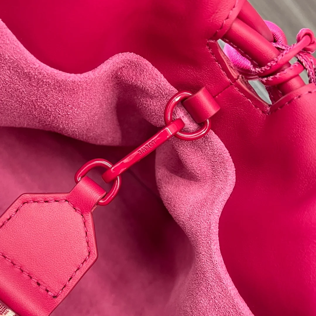 로에베 플라멩코 클러치 백 핑크