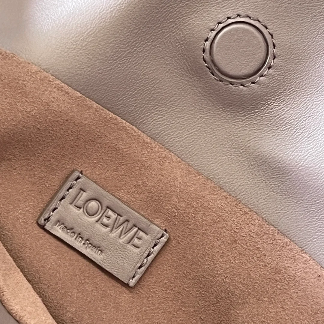 로에베 애너그램 플라멩코 클러치 백 퍼플