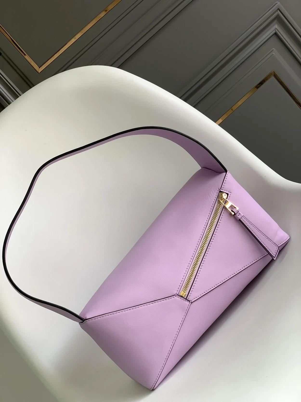 로에베 퍼즐 클래식 카프스킨 호보 백 퍼플