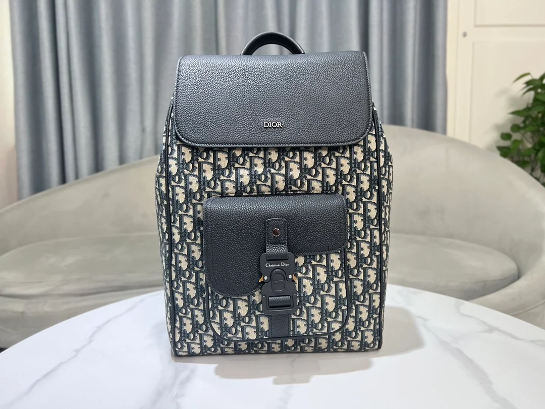 디올 saddle 베이지 블랙 오블리크 자카드 백팩