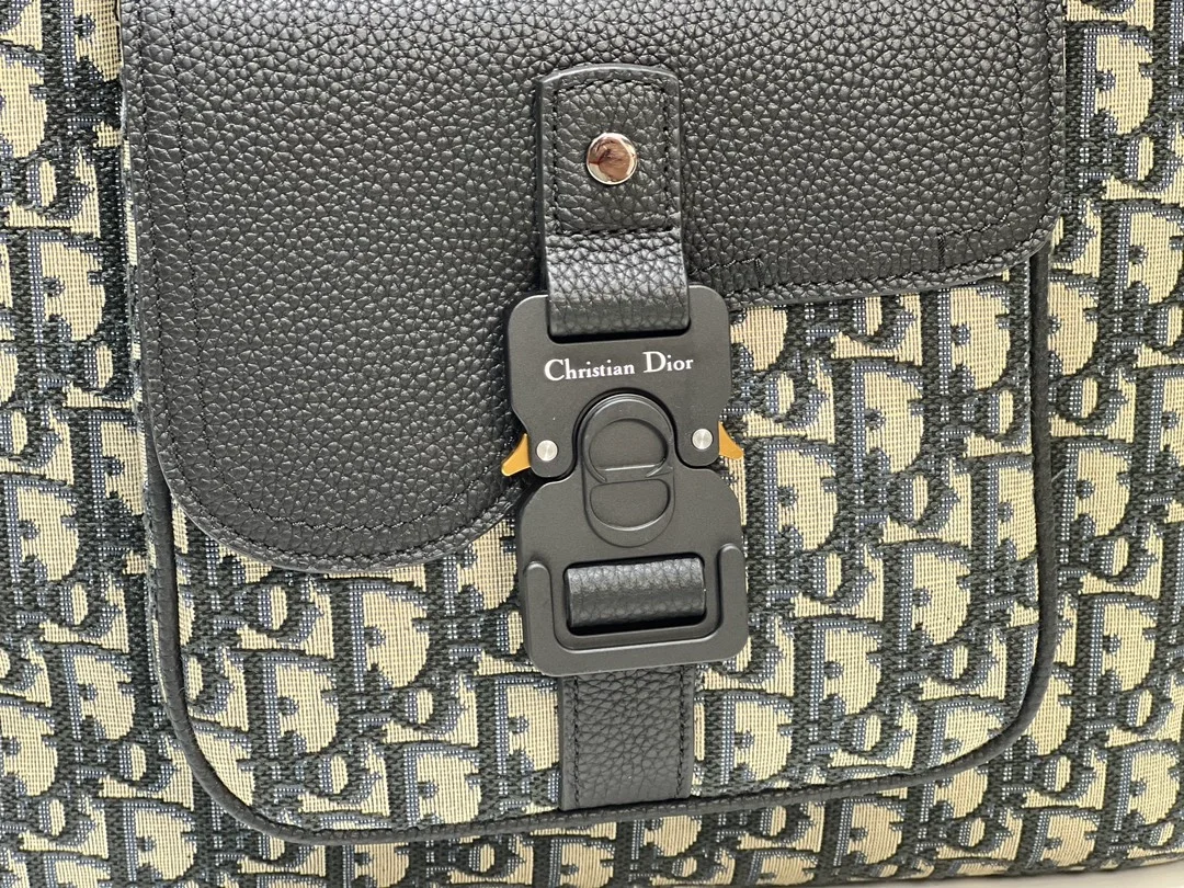 디올 saddle 베이지 블랙 오블리크 자카드 백팩