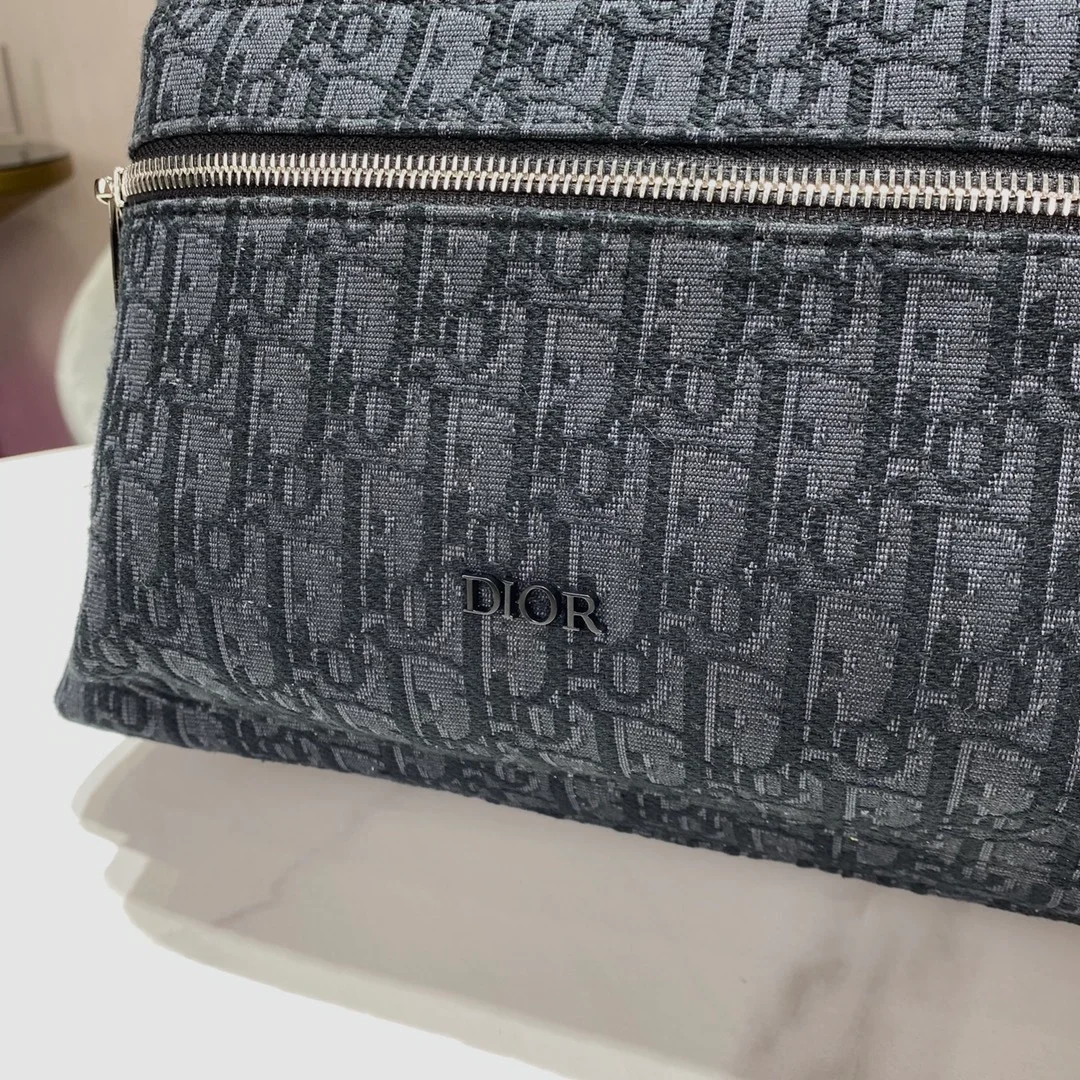 디올 오블리크 라이더 백팩