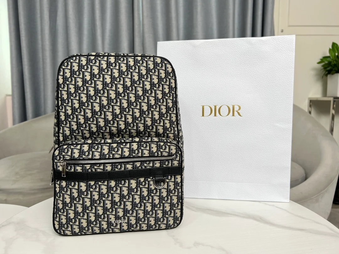 디올 오블리크 사파리 백팩 베이지