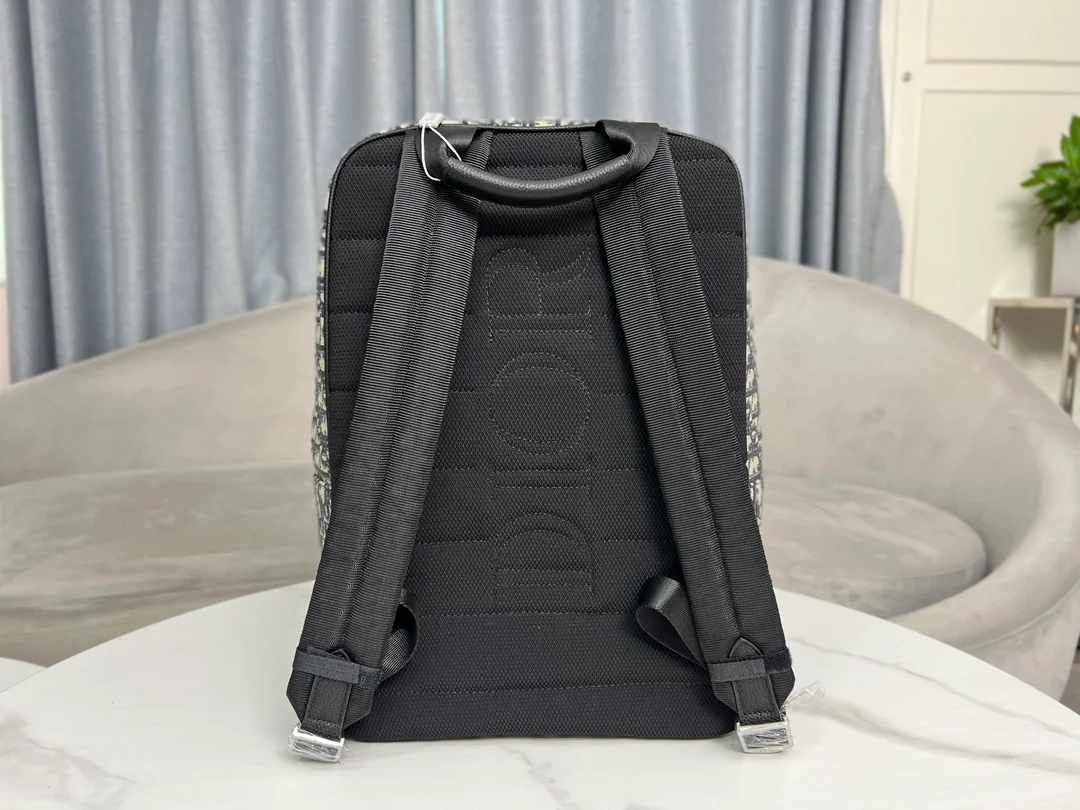 디올 오블리크 사파리 백팩 베이지