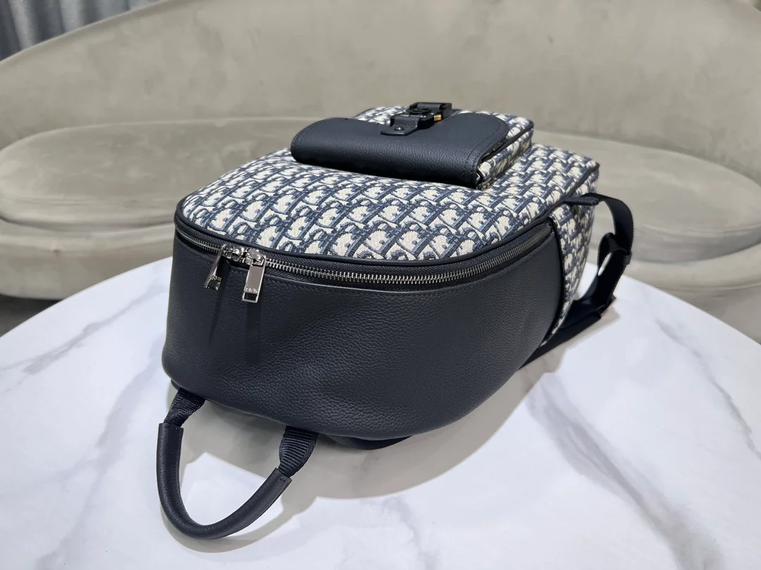 디올 오블리크 자카드 새들 지퍼 백팩 베이지