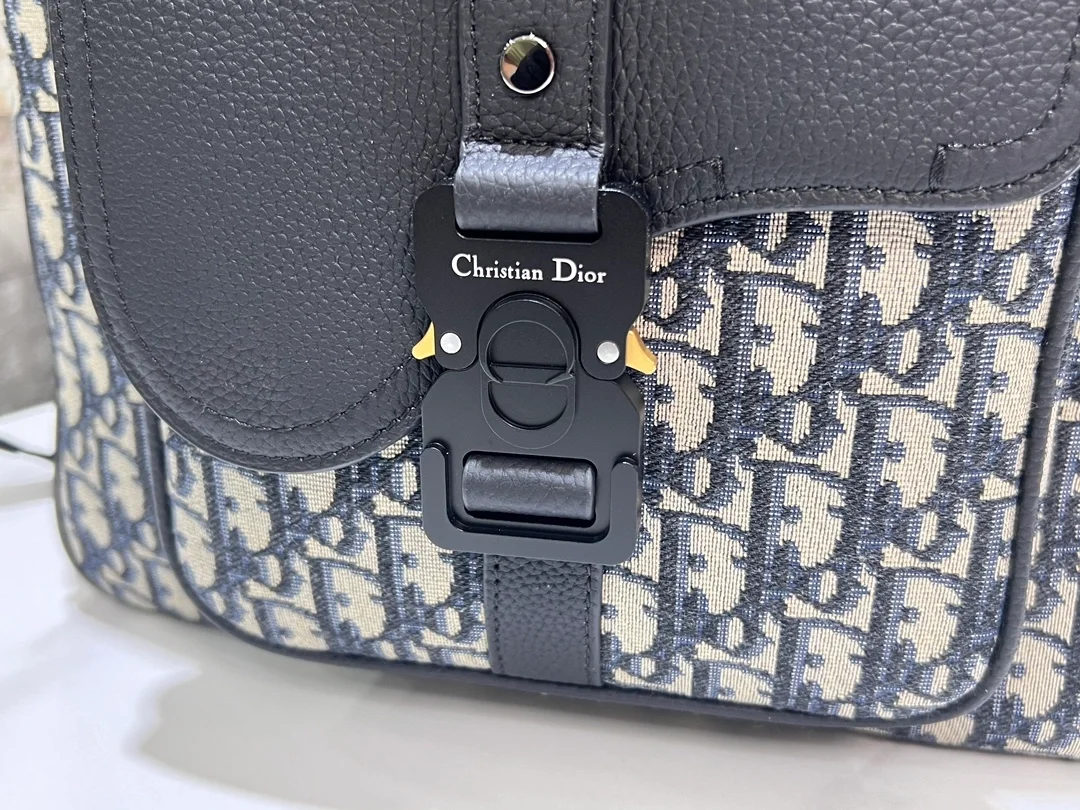 디올 오블리크 자카드 새들 지퍼 백팩 베이지