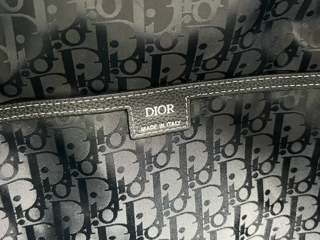 디올 새들 지퍼 백팩 블랙 그레인