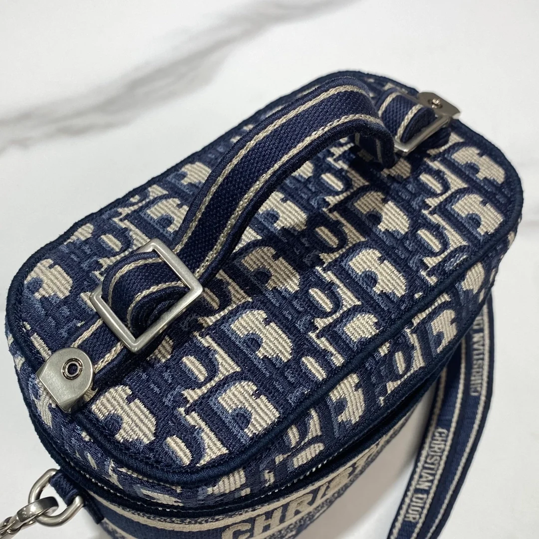 디올 스몰 베니티 트래블 케이스