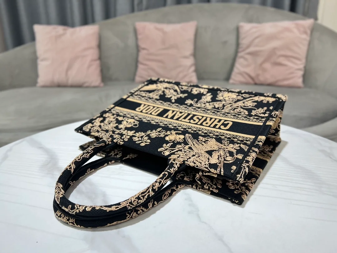 디올 쇼핑 멀티컬러 북 토트 미디움 백 블랙