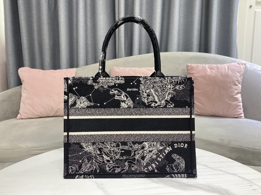 디올 별자리 북 토트 미디움 백 블랙