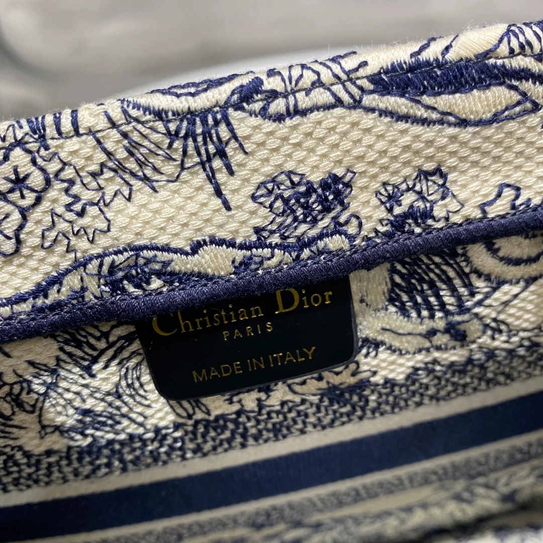 디올 북 토트 스몰 백 화이트 앤 네이비