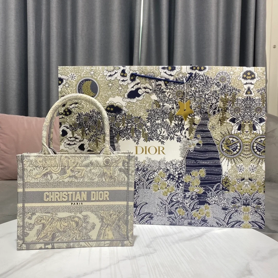 디올 북 토트 스몰 백 아이보리