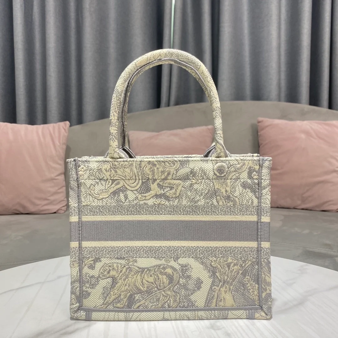 디올 북 토트 스몰 백 아이보리